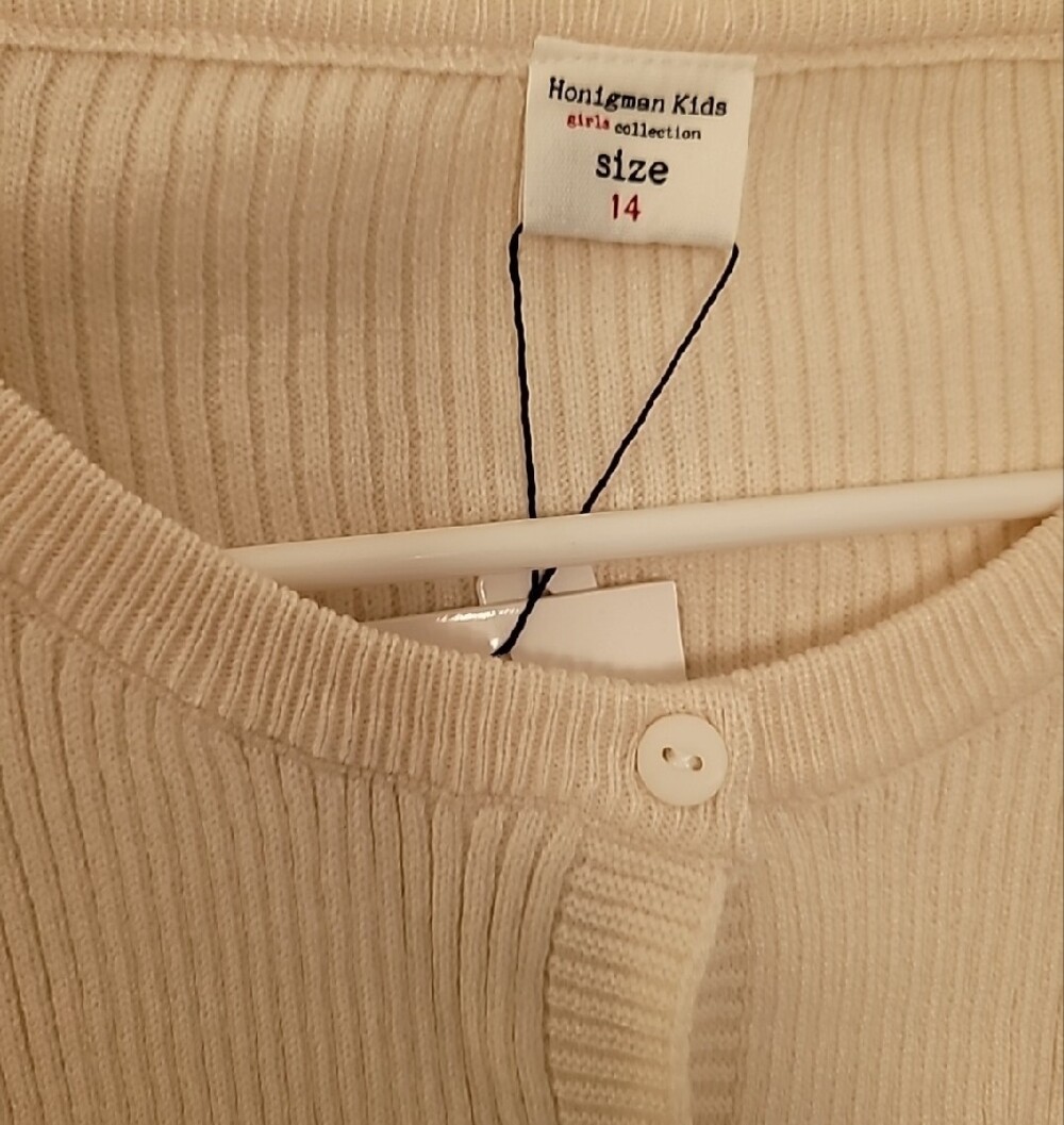 Light Cream💎 Ribbed Button-Front Cardigan - Picture 3 of 6